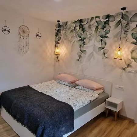 Samarin 3* Črnomelj