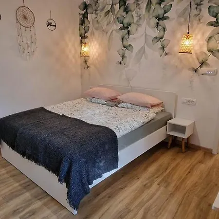 Samarin 3* Črnomelj