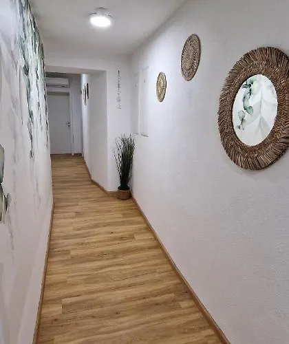 Samarin 3* Črnomelj