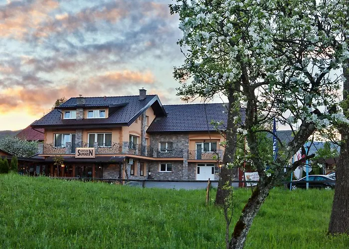 بيت ضيافة Samarin